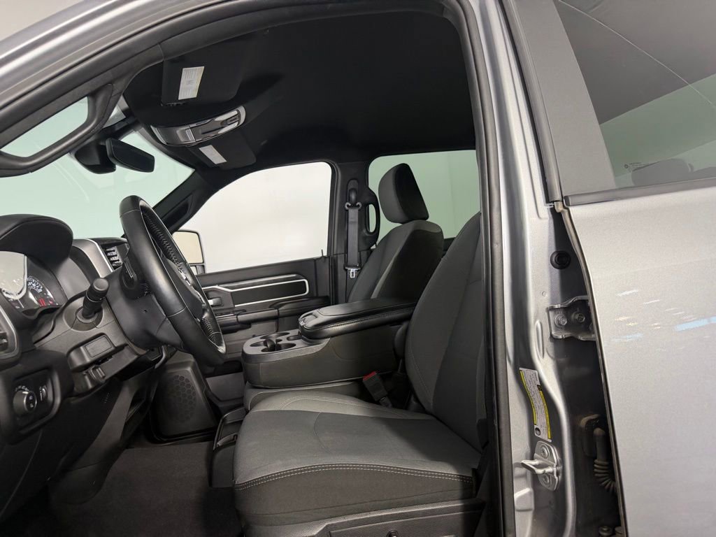 Used 2024 RAM 2500 Big Horn w/ Bed Utility Group image 17