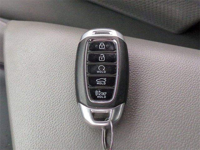 Certified 2022 Hyundai Elantra SEL w/ Preferred Accessory Package image 26