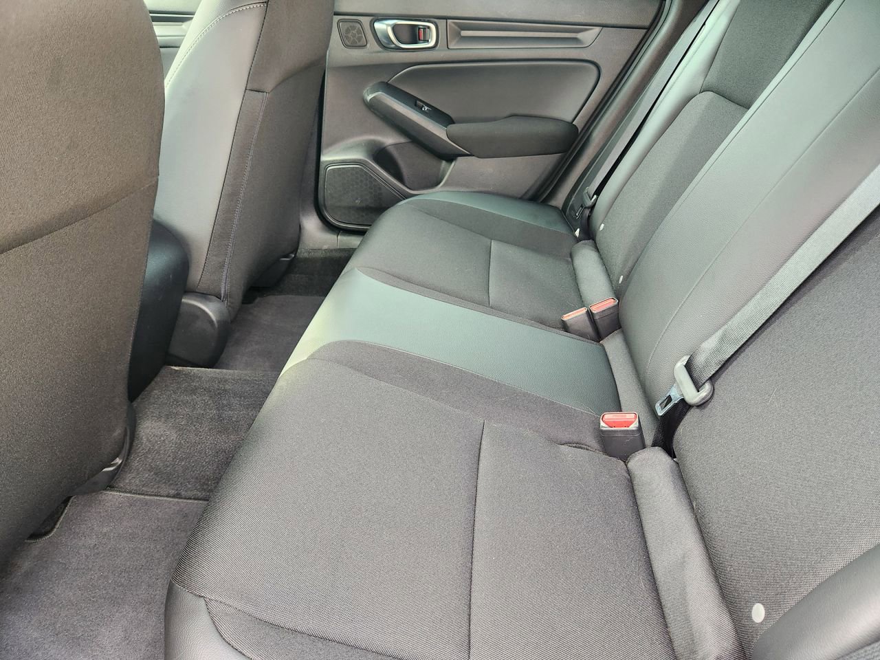 Used 2025 Honda Civic Sport image 28