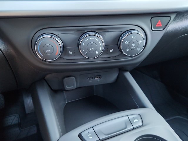New 2026 Chevrolet Trax RS w/ Driver Confidence Package FWD image 26