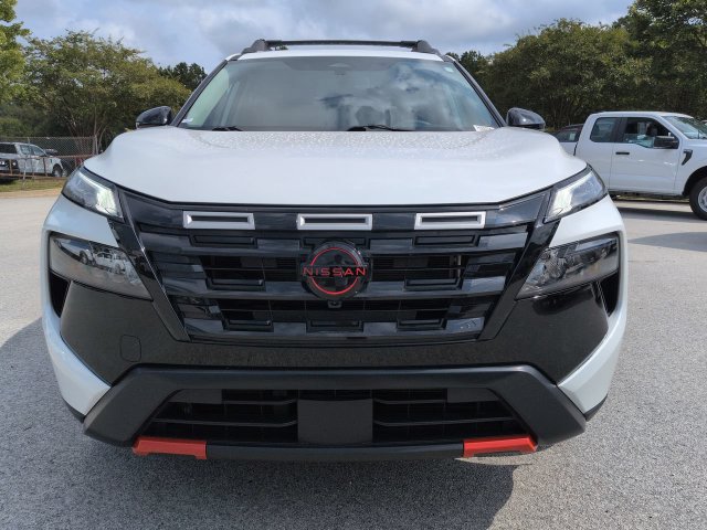 Used 2025 Nissan Rogue SV w/ Rock Creek Premium Package AWD/4WD image 9
