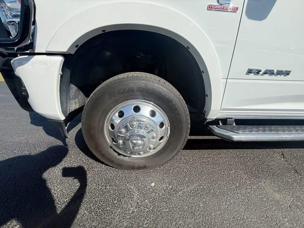 Used 2023 RAM 3500 Limited image 10