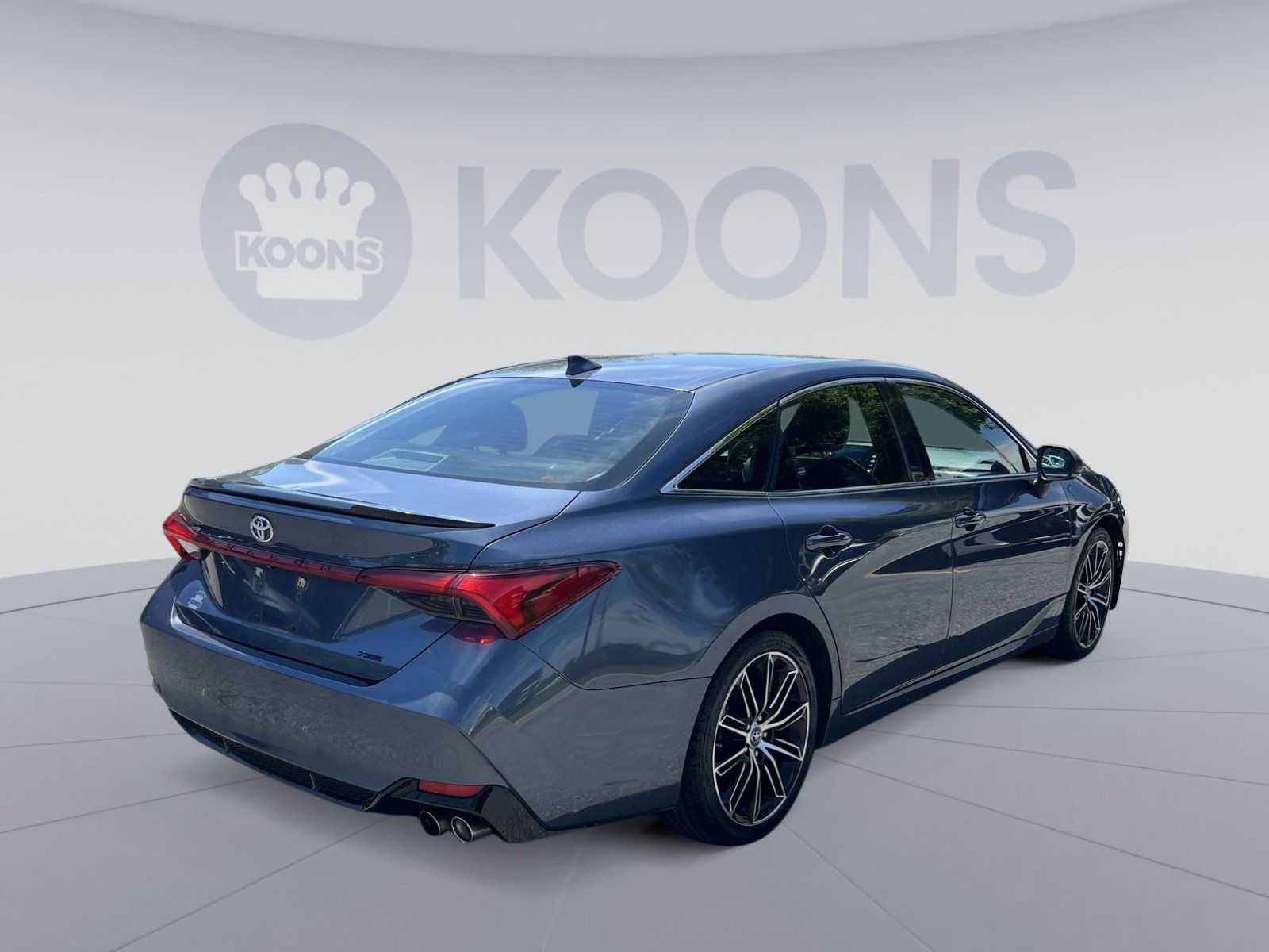 Used 2019 Toyota Avalon XSE w/ All Weather Liner Package FWD image 7