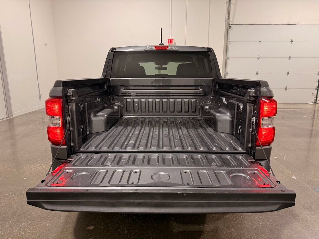 Used 2023 Ford Maverick XLT FWD image 9