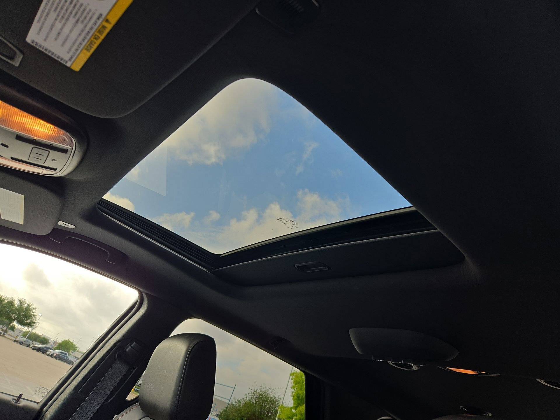 Used 2025 Dodge Durango GT image 17