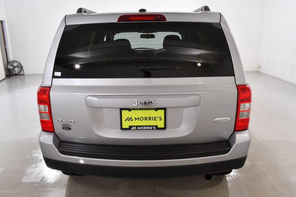 Used 2015 Jeep Patriot Latitude AWD/4WD image 13