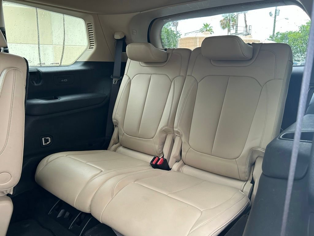 Certified 2022 Jeep Grand Cherokee L Limited RWD image 51