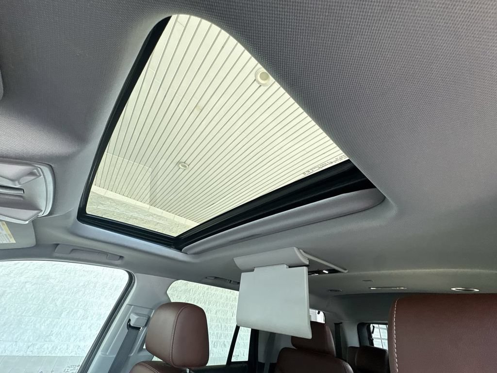 Certified 2019 Chevrolet Tahoe Premier w/ Premier Plus Edition AWD/4WD image 19