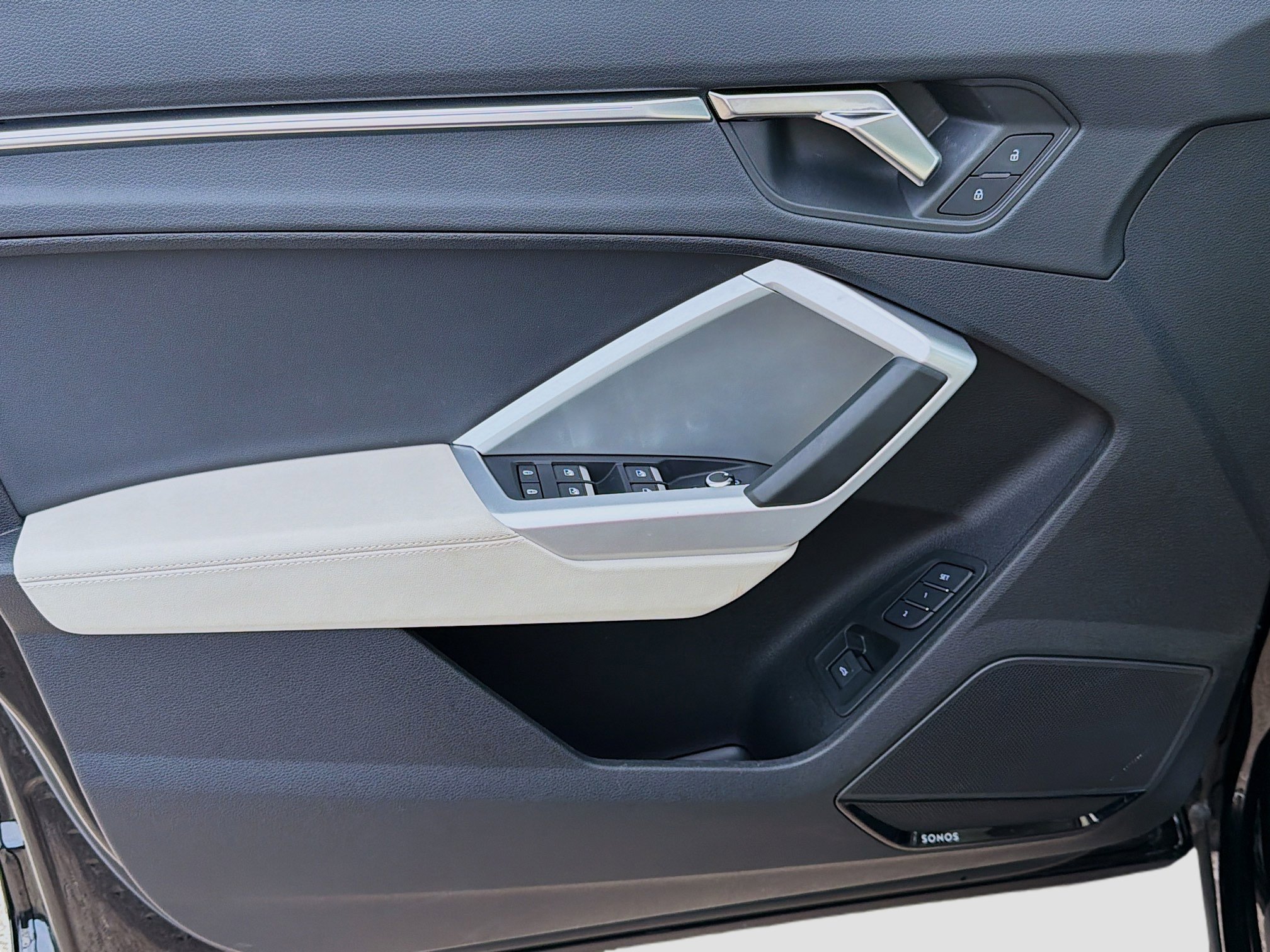 Certified 2024 Audi Q3 2.0T Premium Plus image 22