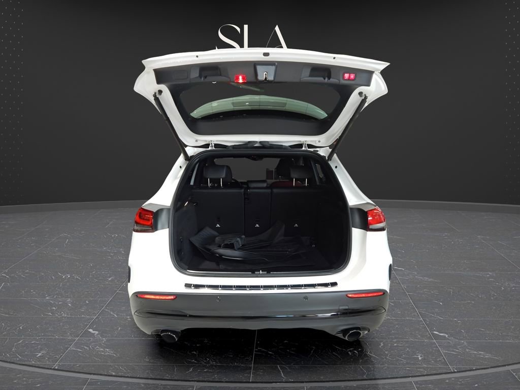 Used 2022 Mercedes-Benz GLA 35 AMG 4MATIC image 6