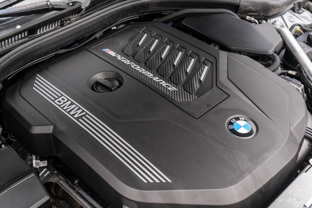Used 2024 BMW M440i Convertible w/ Premium Package RWD image 33