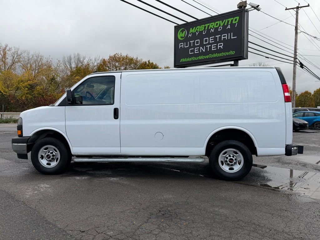 Used 2024 GMC Savana 2500 w/ Driver Convenience Package image 5