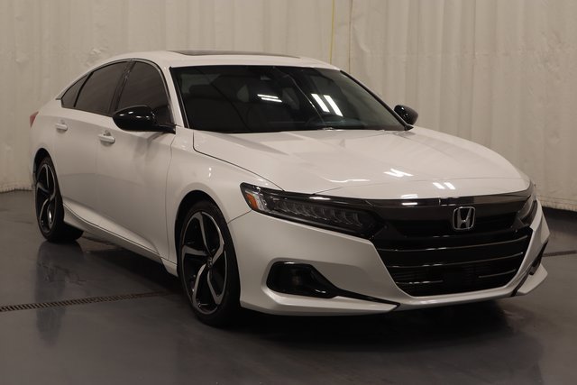 Used 2021 Honda Accord Sport image 2