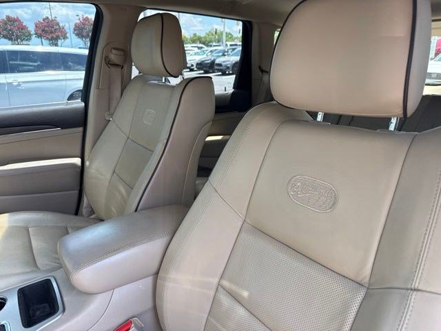Used 2016 Jeep Grand Cherokee Overland RWD image 12
