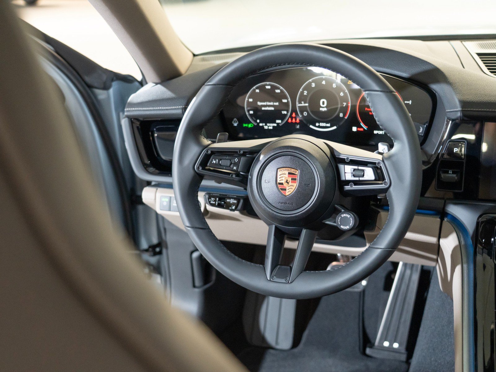 New 2026 Porsche Panamera image 25