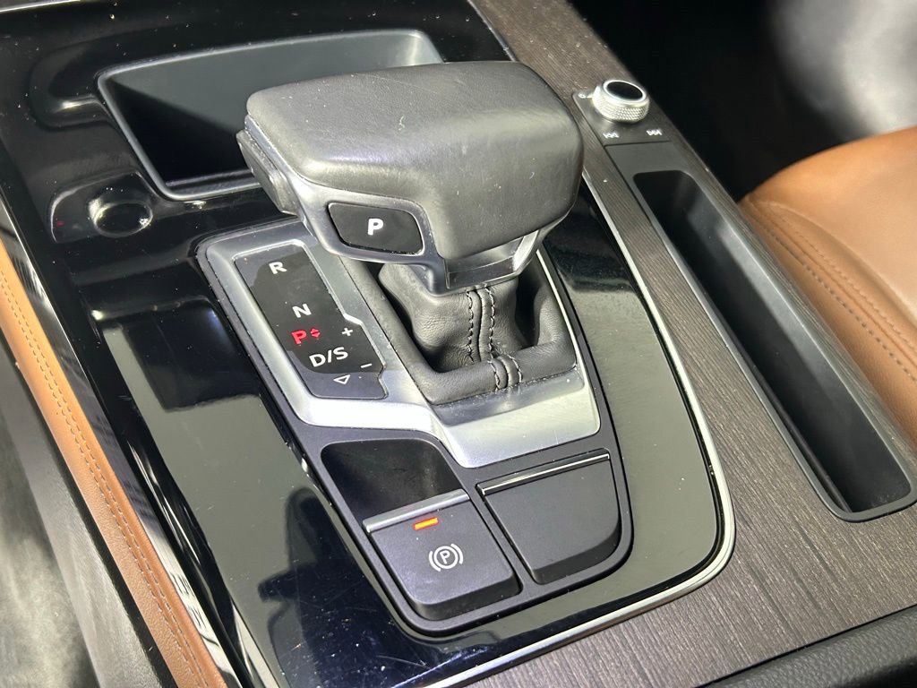 Used 2021 Audi Q5 2.0T Premium Plus w/ Premium Plus Package image 23