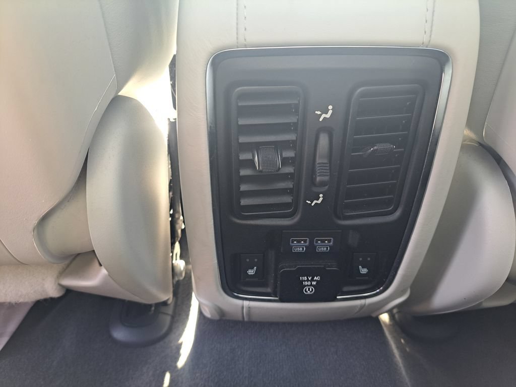 Used 2020 Jeep Grand Cherokee Summit AWD/4WD image 26