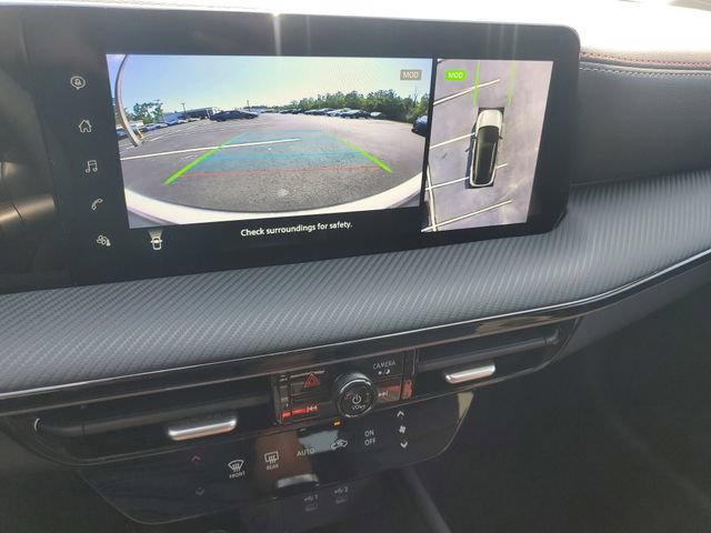 Certified 2025 Nissan Kicks SR FWD image 26