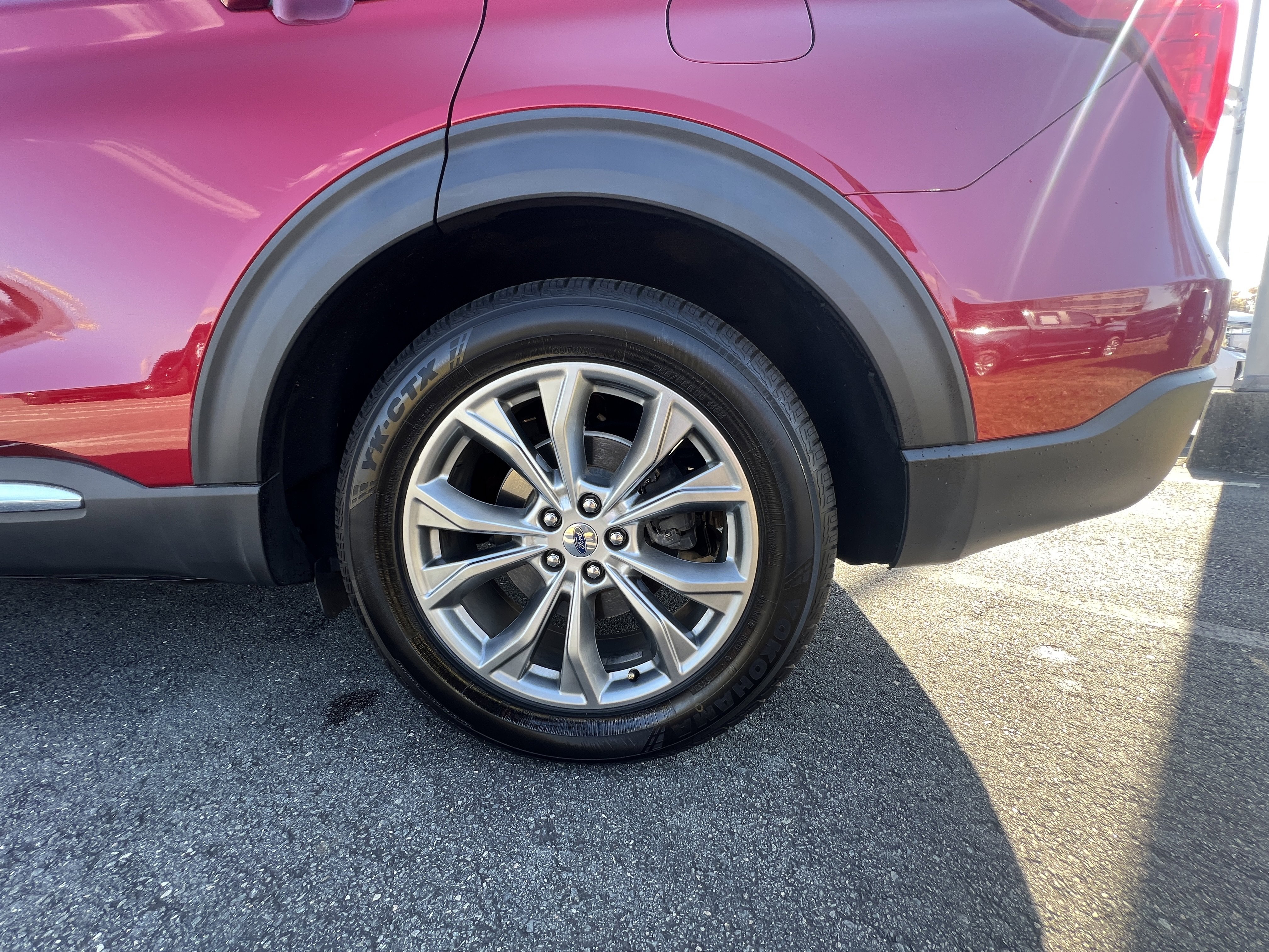 Used 2020 Ford Explorer XLT w/ Equipment Group 202A image 14