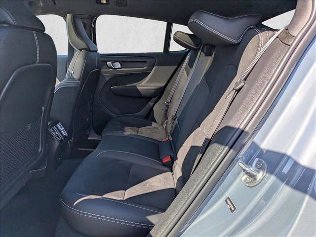 Certified 2023 Volvo C40 P8 Recharge Ultimate image 19