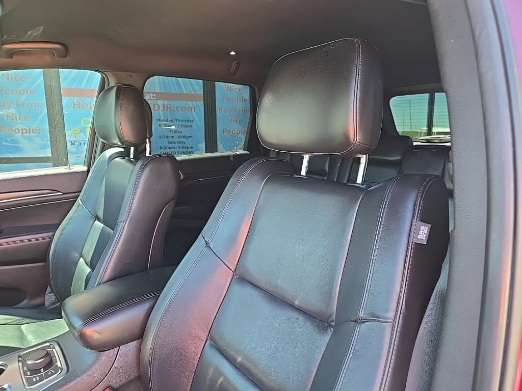 Used 2018 Jeep Grand Cherokee Limited AWD/4WD image 34