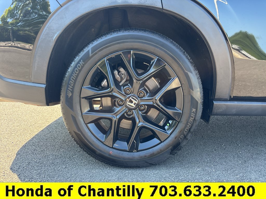 Certified 2025 Honda HR-V Sport image 30