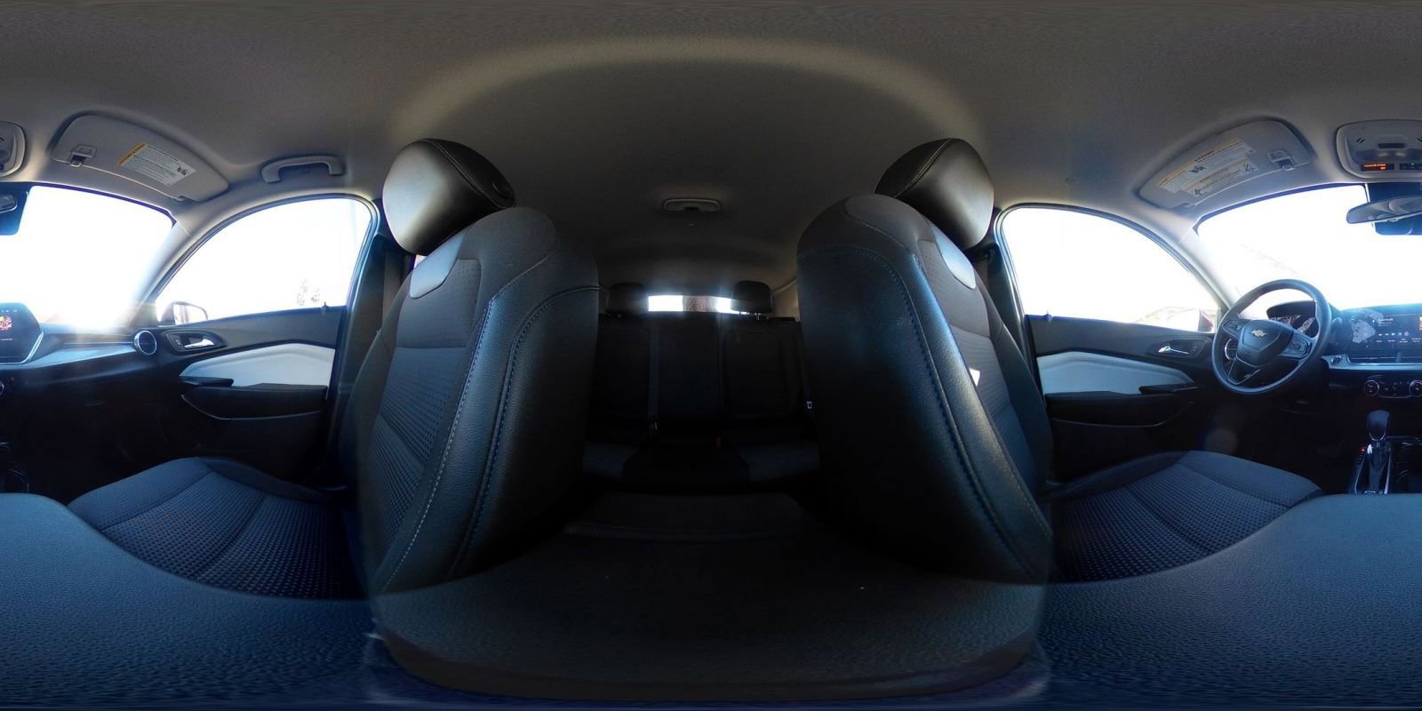 Used 2025 Chevrolet Trax LT image 42