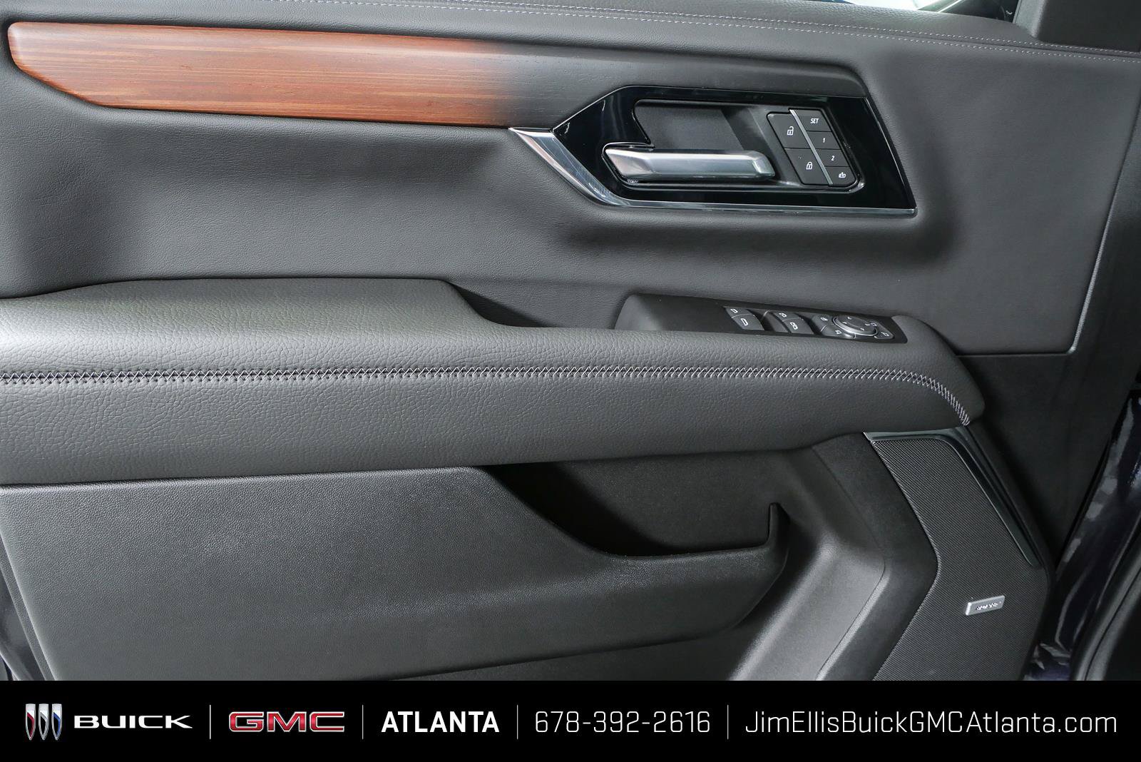 New 2026 GMC Yukon XL Denali w/ Advanced Technology Package AWD/4WD image 6