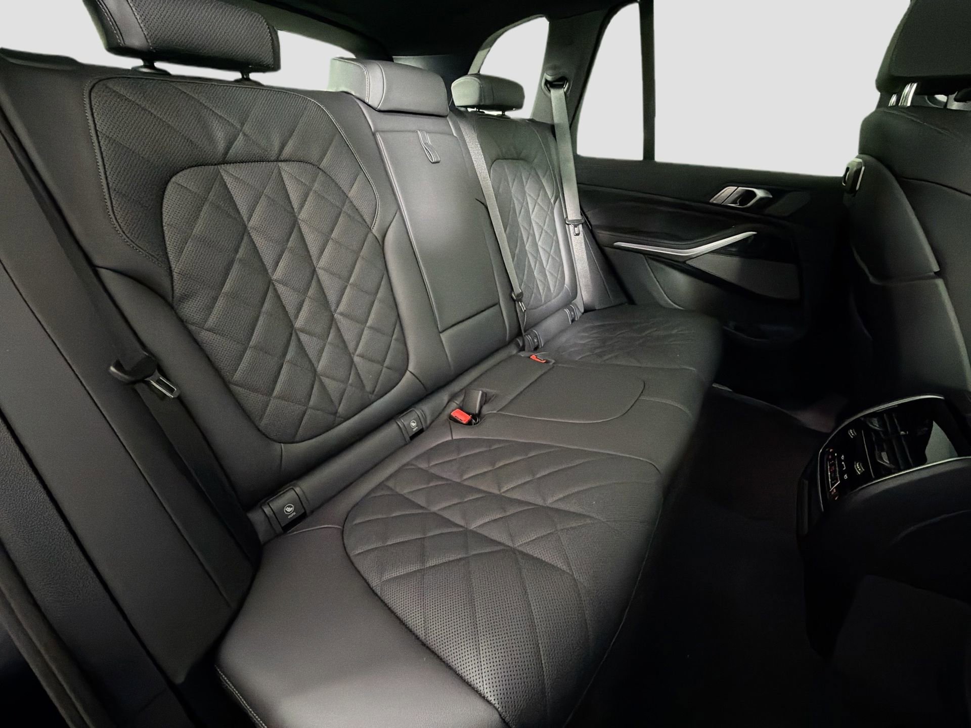 New 2026 BMW X5 sDrive40i image 28