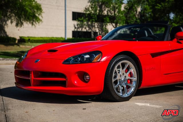 Used 2004 Dodge Viper SRT-10 image 54