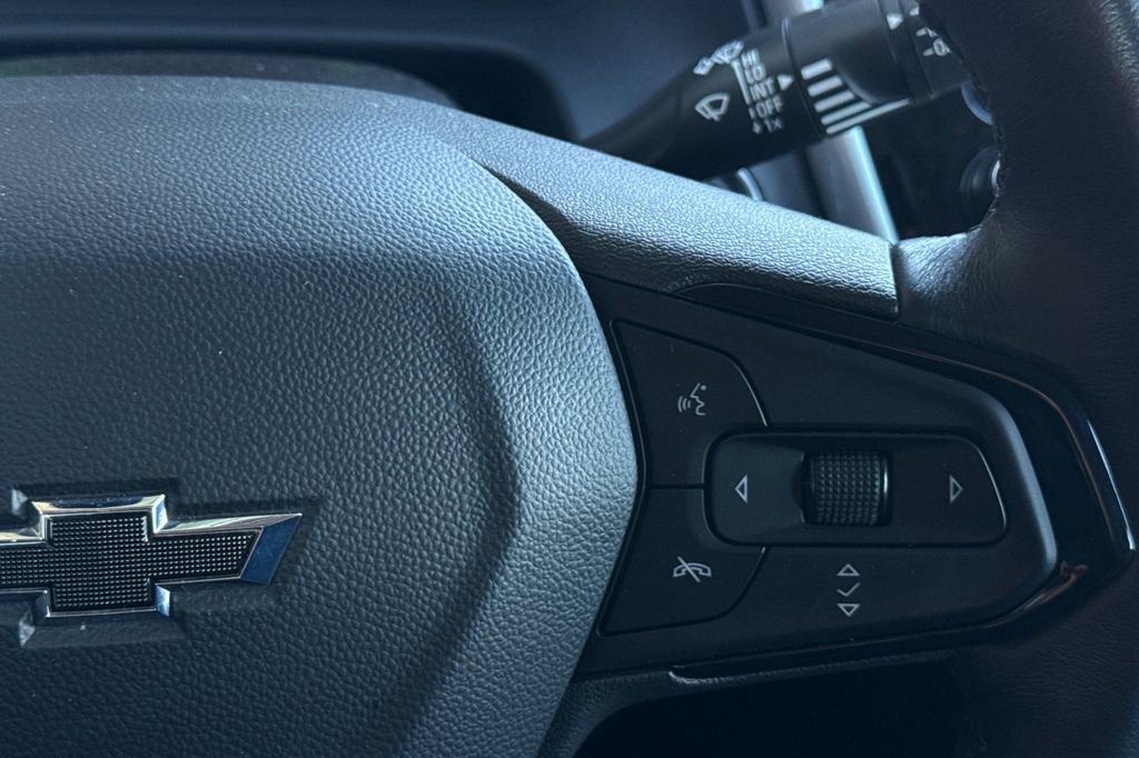 Certified 2023 Chevrolet Bolt EUV LT w/ Convenience Package image 28