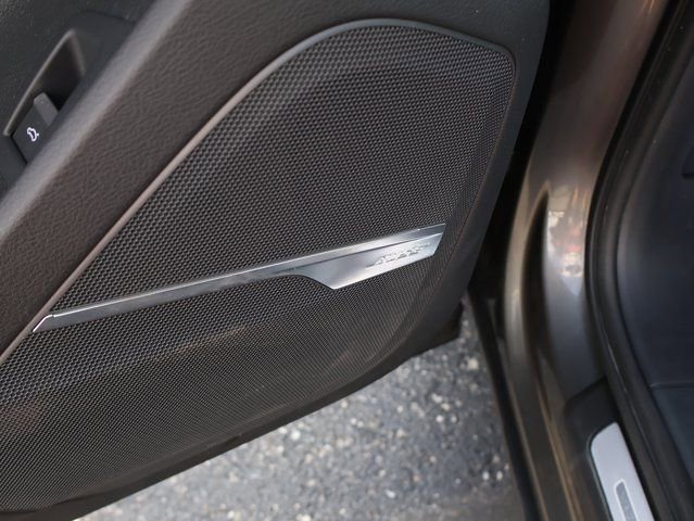 Used 2019 Audi Q7 3.0T Prestige w/ Prestige Package image 19
