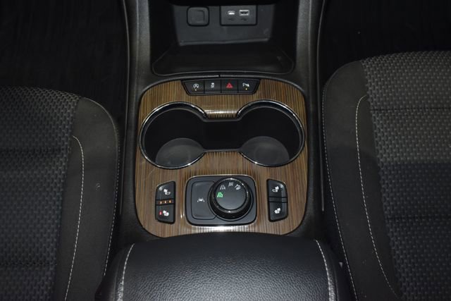 Used 2023 GMC Acadia SLE w/ Driver Convenience Package image 22