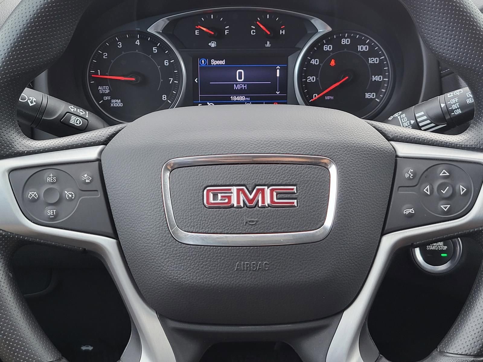 Used 2022 GMC Terrain SLE image 25