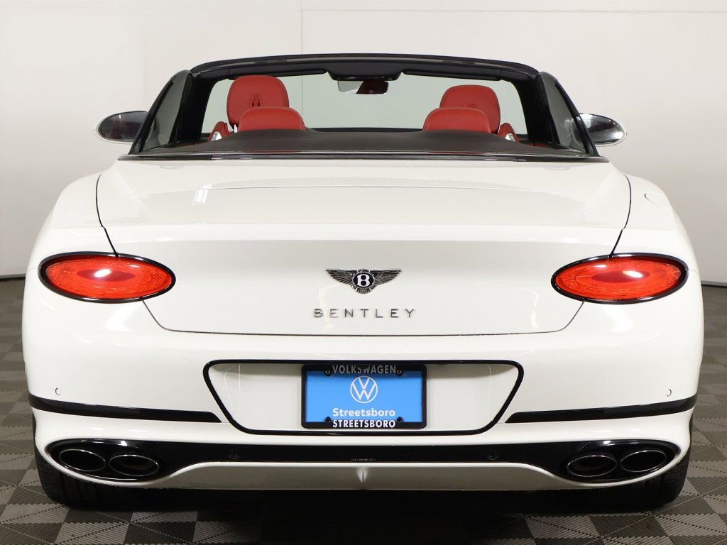Used 2023 Bentley Continental GT Azure image 23