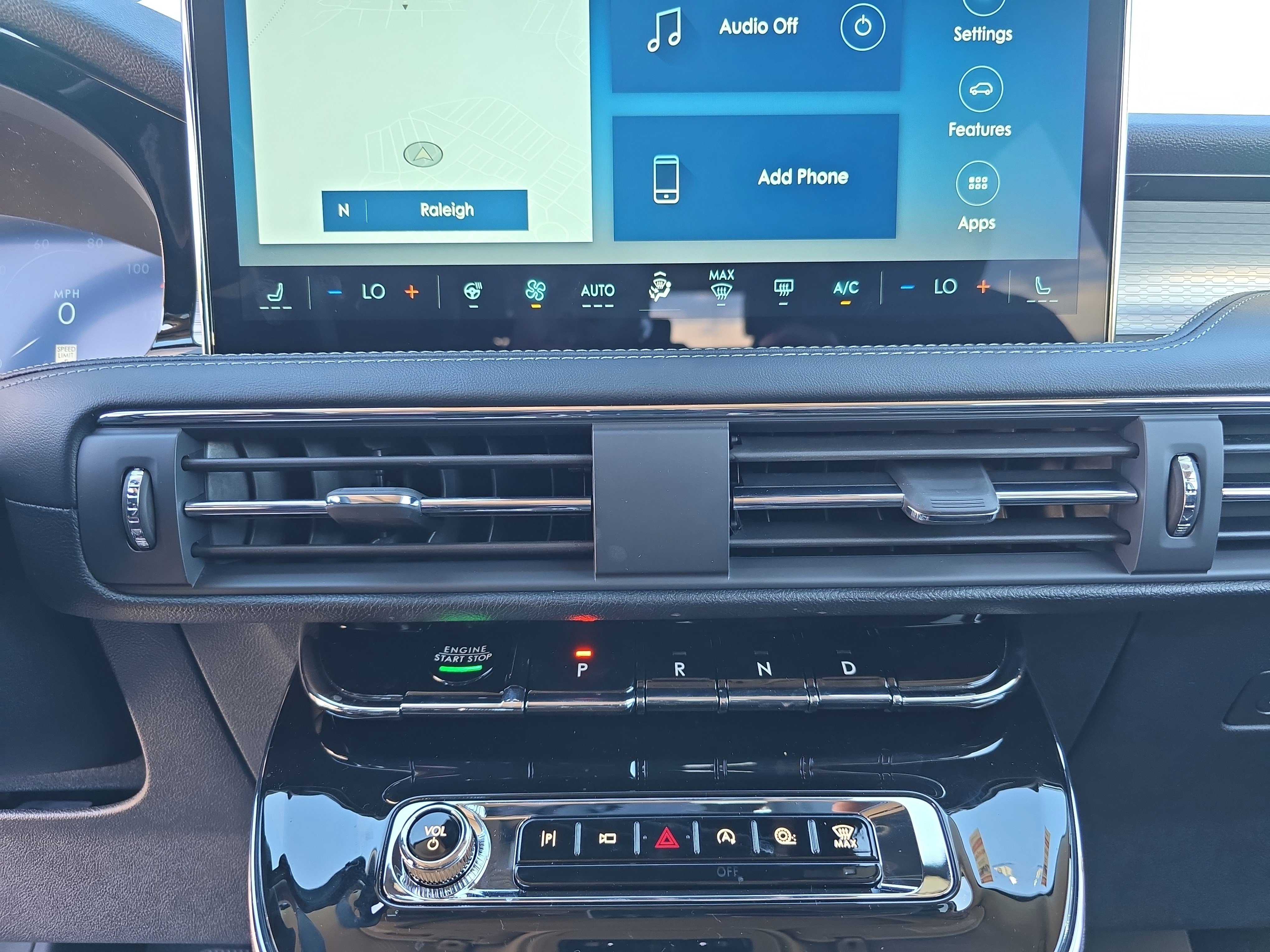 New 2026 Lincoln Corsair Premiere image 20