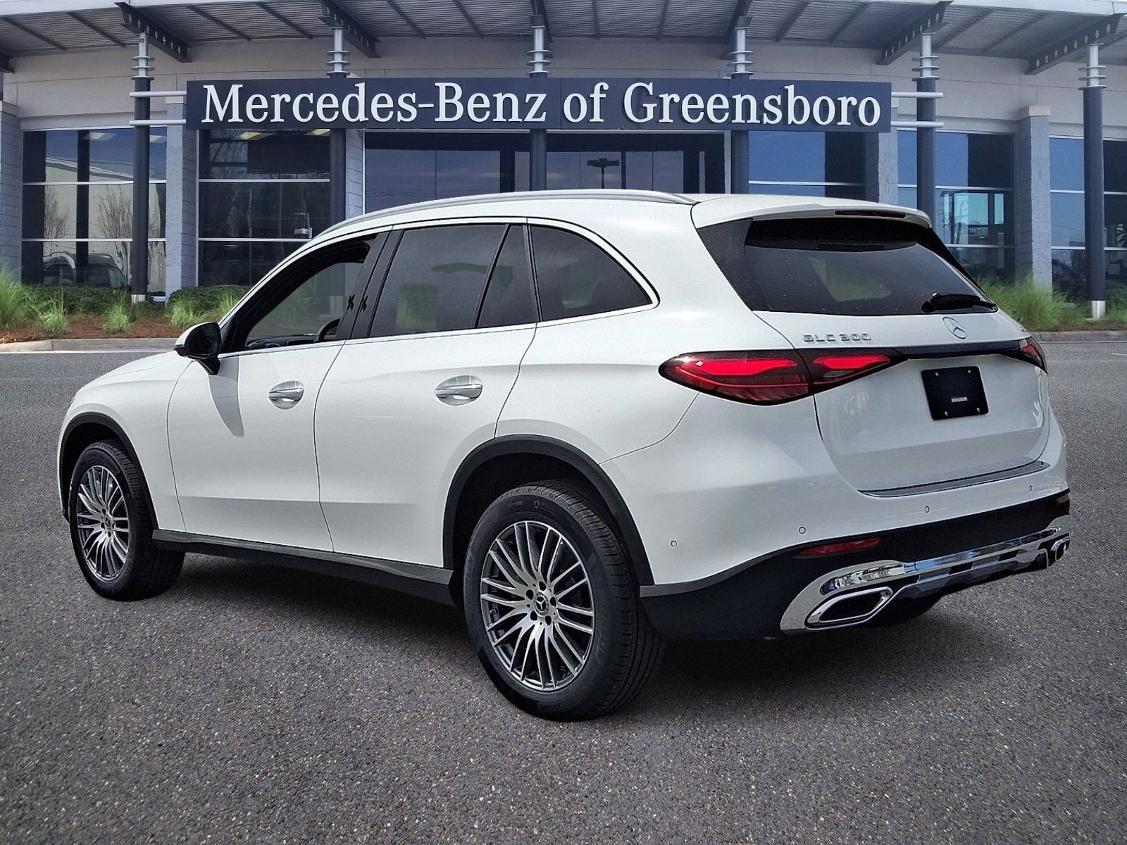 New 2026 Mercedes-Benz GLC 300 4MATIC image 4