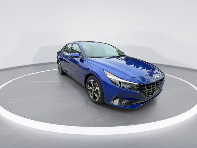 Used 2023 Hyundai Elantra Limited FWD image 2