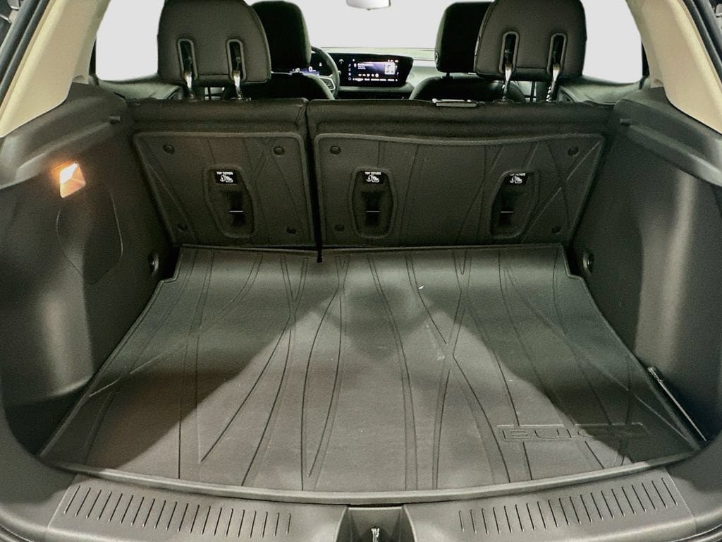 New 2026 Buick Encore GX Sport Touring w/ Advanced Technology Package FWD image 28