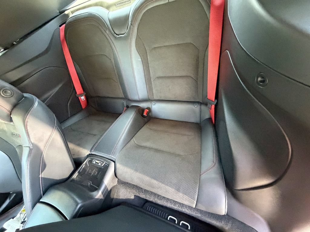 Used 2020 Chevrolet Camaro ZL1 RWD image 17
