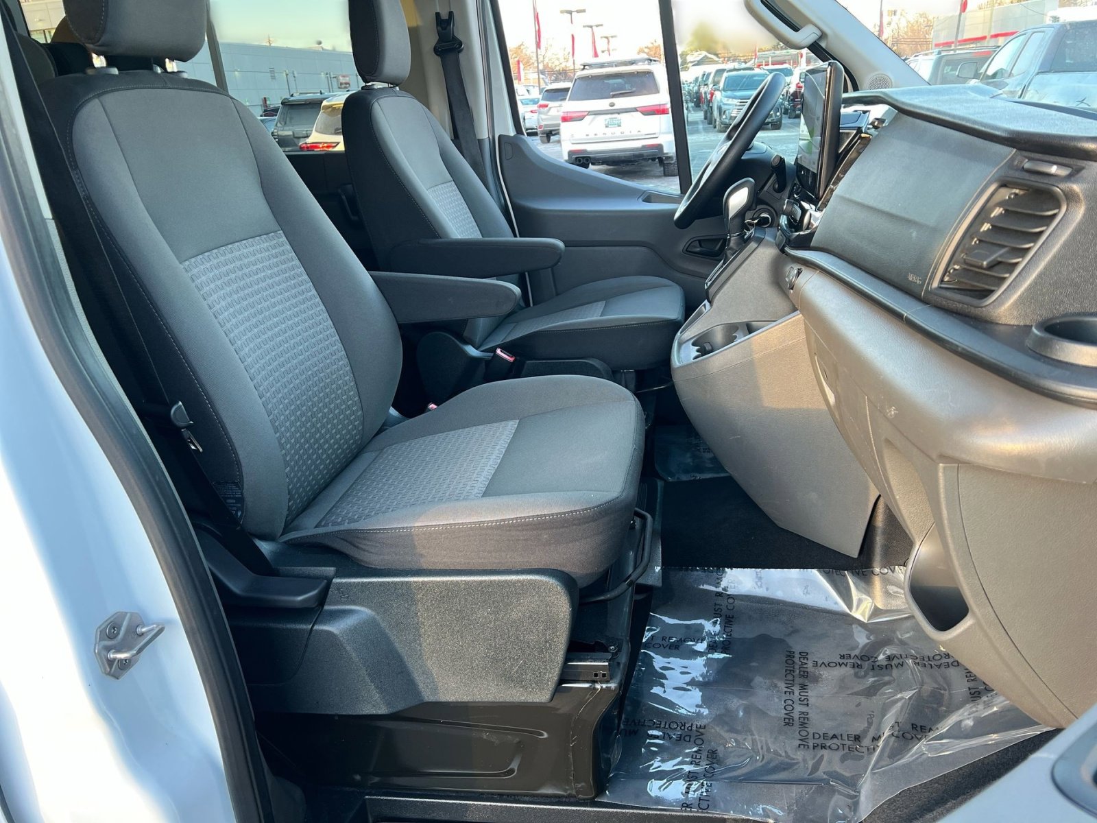 Used 2023 Ford Transit 350 XLT image 26