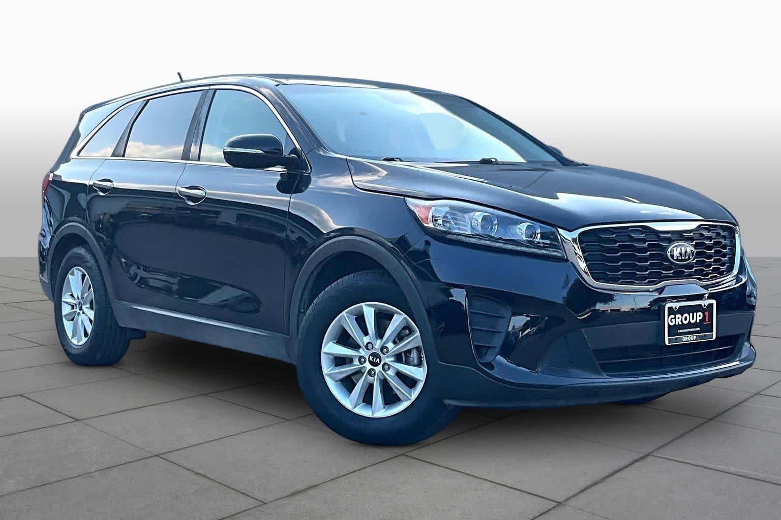 Used 2019 Kia Sorento L FWD image 3