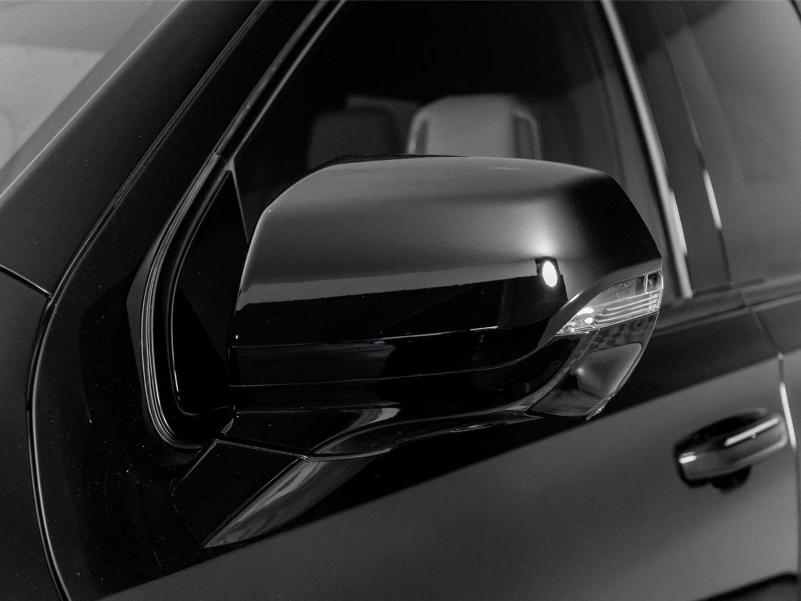 Used 2026 Cadillac Escalade Sport w/ LPO, Floor Liner Package image 40