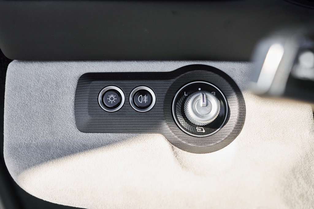 Used 2023 Maserati MC20 Spyder image 49