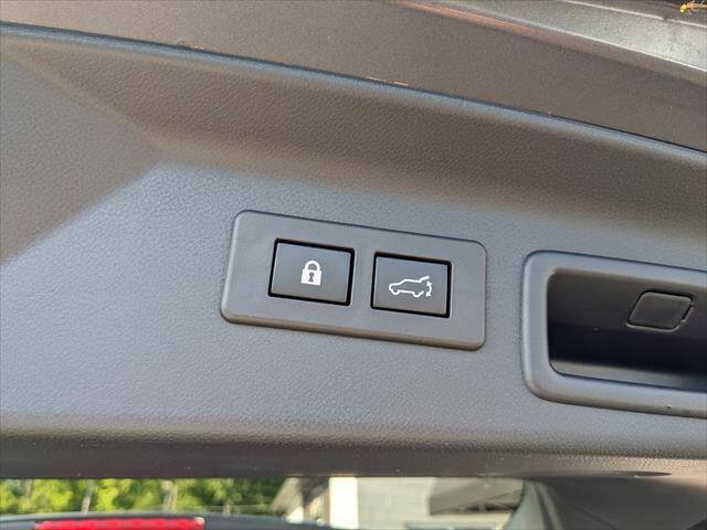 Used 2025 Subaru Forester Premium AWD/4WD image 17
