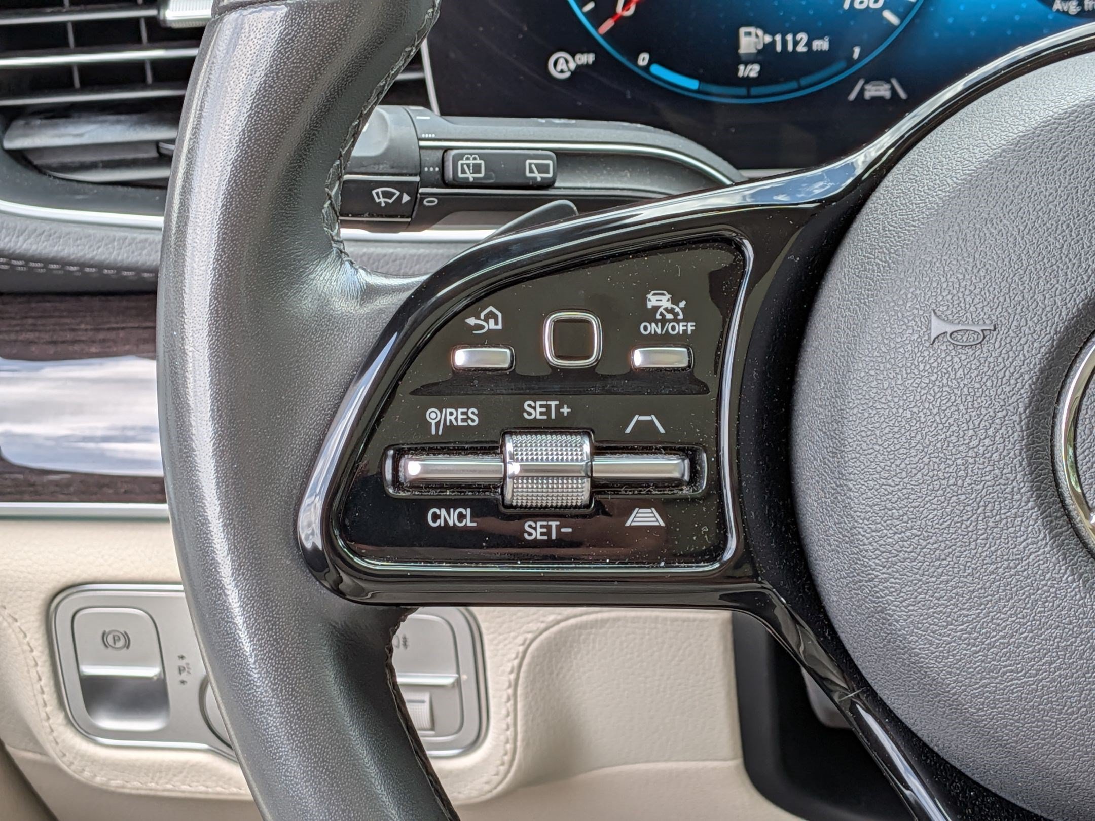 Certified 2020 Mercedes-Benz GLE 450 4MATIC image 15