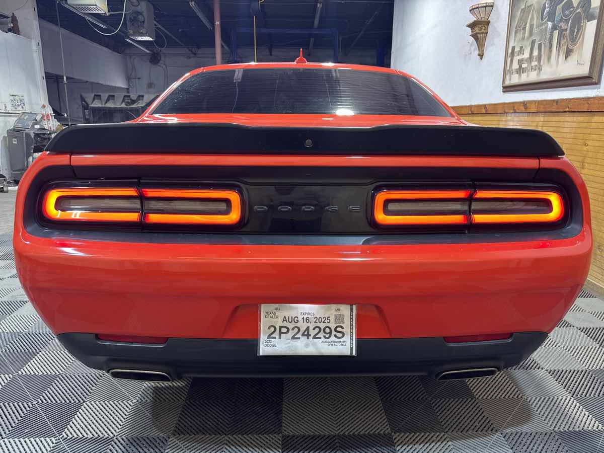 Used 2022 Dodge Challenger SXT w/ Blacktop Package image 4