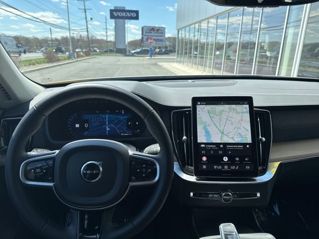 Certified 2025 Volvo XC90 B6 Plus AWD/4WD image 21