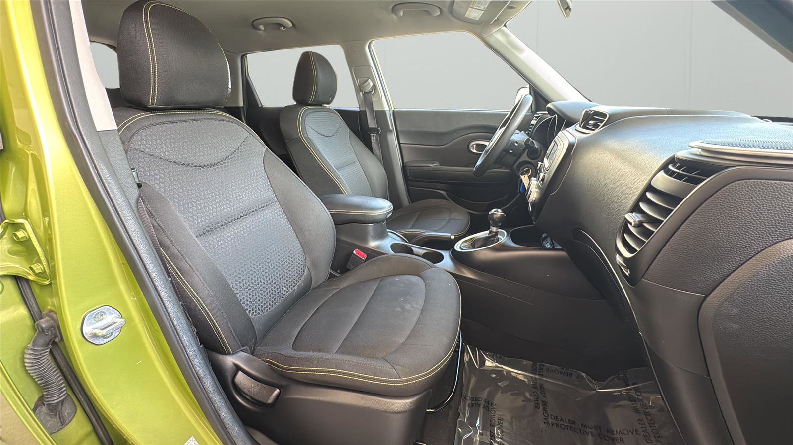 Used 2016 Kia Soul + FWD image 14