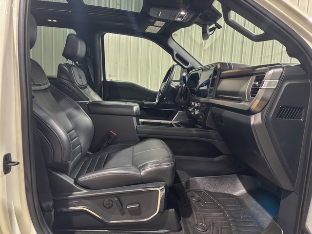 Used 2025 Ford F250 Platinum image 28